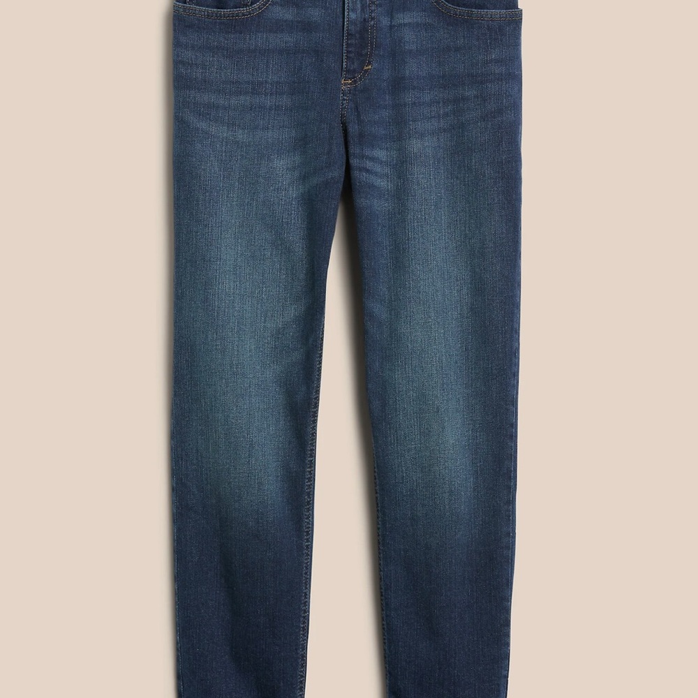 Banana Republic Girlfriend Jeans - Picture 3 of 5